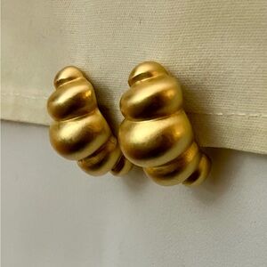 Erwin Pearl Croissant Earrings